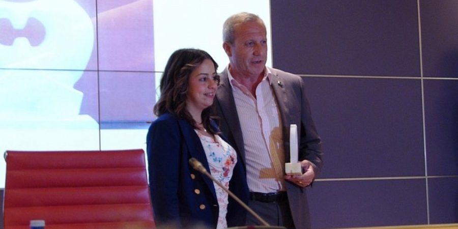 2d535442c2c0b0669d8f5a051ed00bcc XL