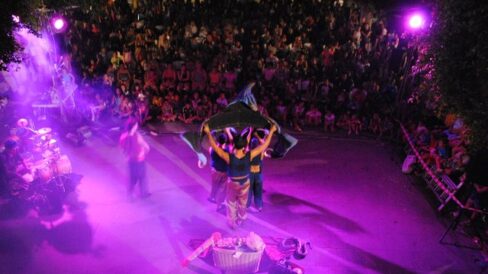 40163de779fbfc79e6501a5b05a88d40Teatro2104