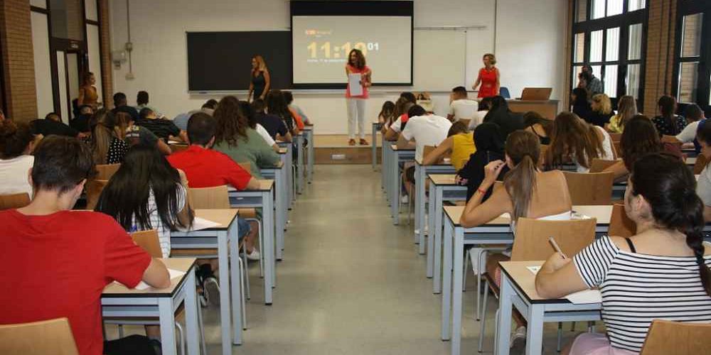 ual-selectividad-pevau-1024x683 opt