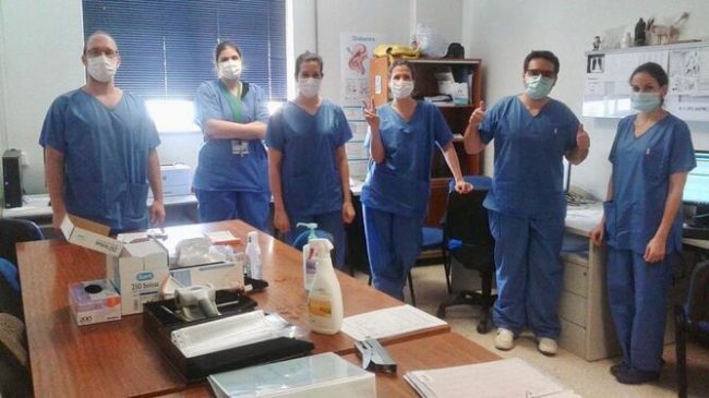 Parte-equipo-enfermeria-hospital-Torrecardenas 1462065750 120966463 667x375