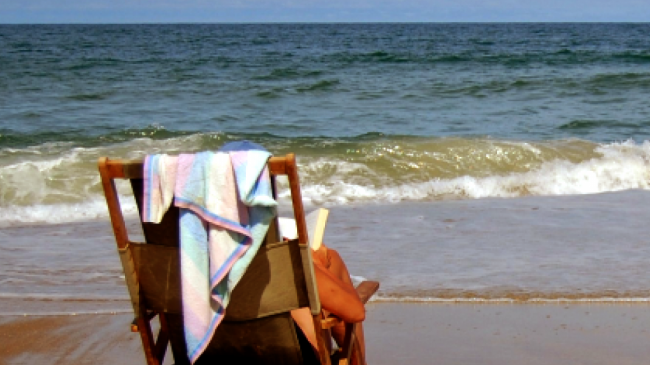 leer en la playa