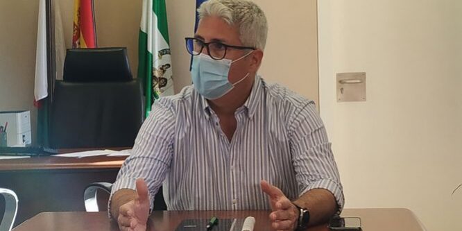 Ismael-Torres-alcalde-Huercal-Almeria 1486961607 124253701 667x375