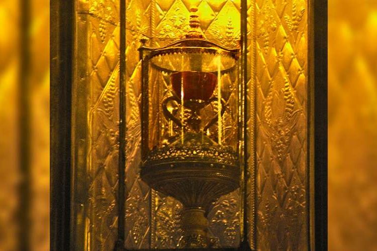 SantoGrialValencia WikipediaVitoldMuratov CC-BY-SA-3.0