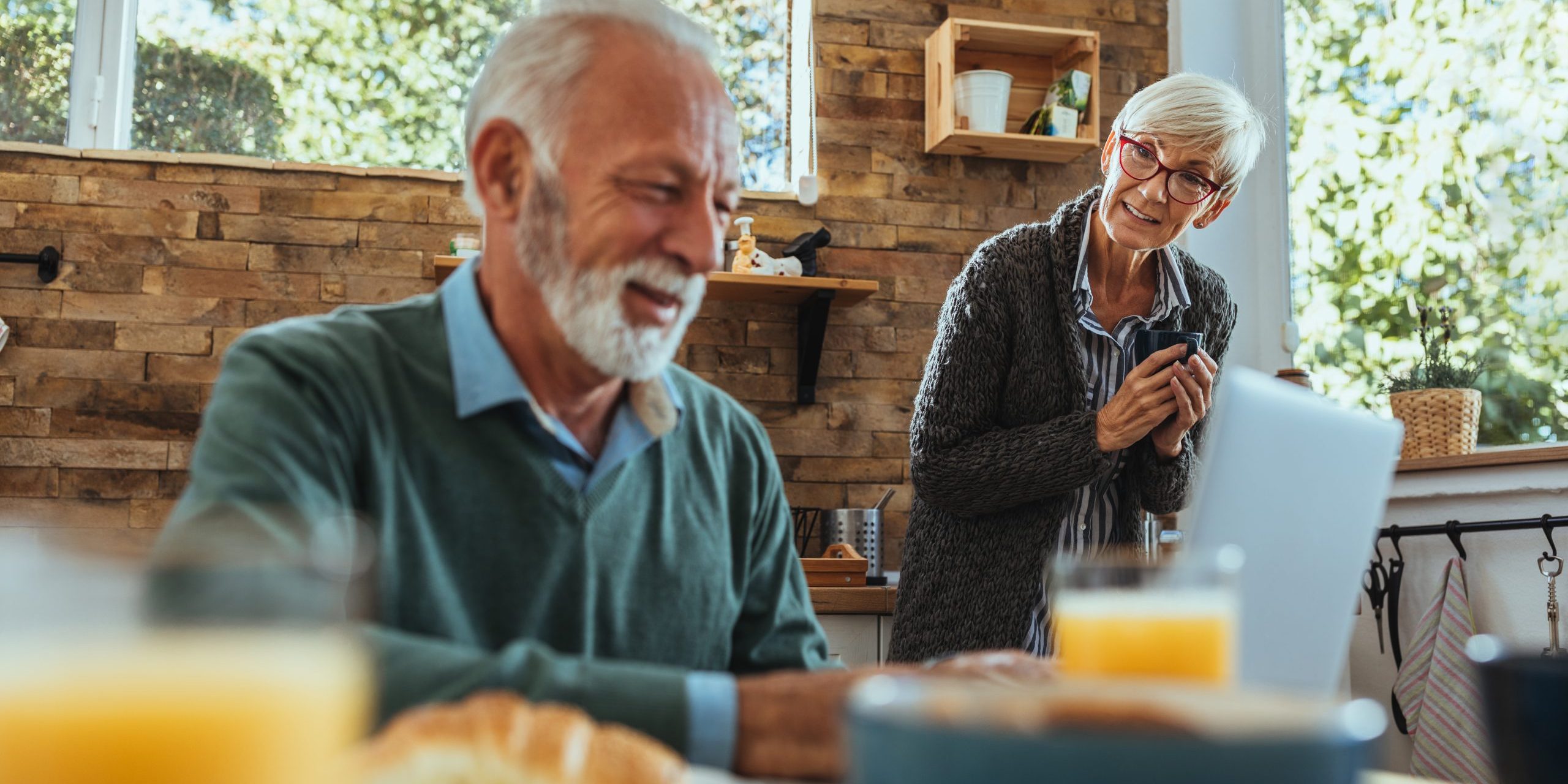senior-couple breakfast-scaled