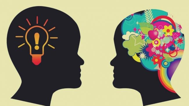cabezas-con-simbolos-de-inteligencia-multiple
