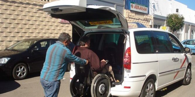 Taxi-adaptado 1323177926 94222082 667x375 Ayudas para Taxis Adaptados en Almería