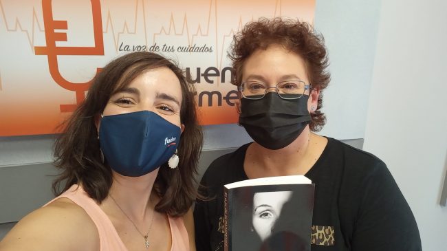 selfie Irene Gracia Frecuencia Enfermera con Carmen G Tallés selfie Irene Gracia Frecuencia Enfermera con Carmen G Tallés