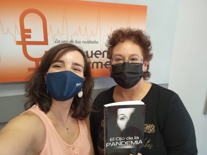 selfie Irene Gracia Frecuencia Enfermera con Carmen G Tallés selfie Irene Gracia Frecuencia Enfermera con Carmen G Tallés