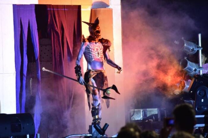 suelta del perro maldito la estirpe lobo suelta de perro maldito Valsequillo