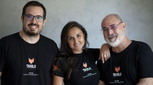 Victor-Cara-Ravassa-Santi-Giron 1619248961 145384094 667x375 (1) Editorial Diablo Cómics en Candil Radio