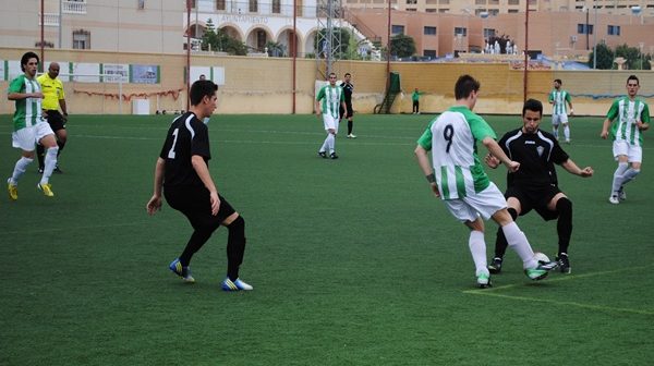 Huércal-Talaverón-encara-a-un-rival Nuevo triunfo de AD Huércal en Días de Radio