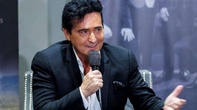 68c54f52-6ebb-48ad-9936-14a2916d434f 16-9-discover-aspect-ratio default 0 Tributo a Carlos Marín de Il Divo en DDR