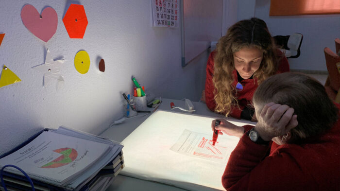 FAAM-acompana-mayores-atencion-personalizada 1456064460 120025997 1200x675 Apoyo Mayores FAAM