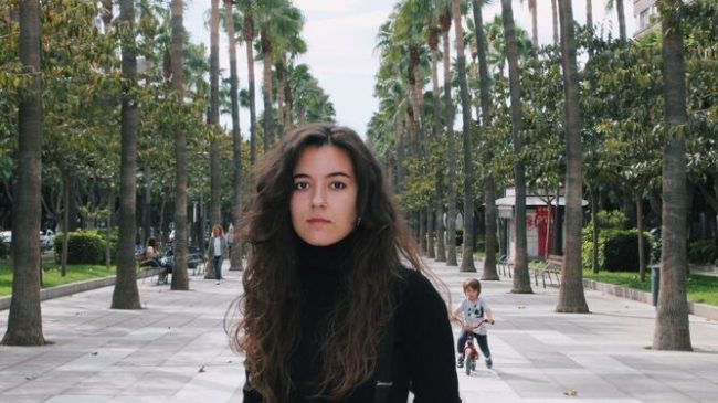 Nuria-Ortega-Riba-ganadora-Adonais 1639646873 149390997 667x375 El poemario "Las infancias sonoras", de la poeta almeriense Nuria Ortega Riba, ha obtenido este viernes el Premio Adonáis de poesía, un galardón destinado a jóvenes poetas que ha cumplido su 75 edición.