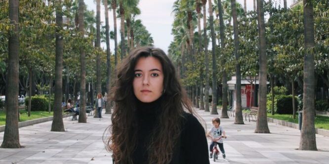 Nuria-Ortega-Riba-ganadora-Adonais 1639646873 149390997 667x375 El poemario "Las infancias sonoras", de la poeta almeriense Nuria Ortega Riba, ha obtenido este viernes el Premio Adonáis de poesía, un galardón destinado a jóvenes poetas que ha cumplido su 75 edición.