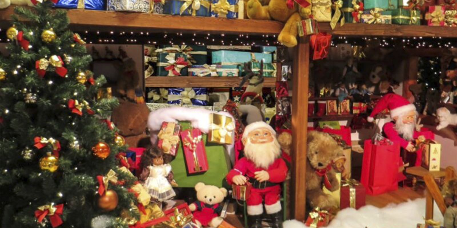 Una juguetería en Navidad Una juguetería en Navidad