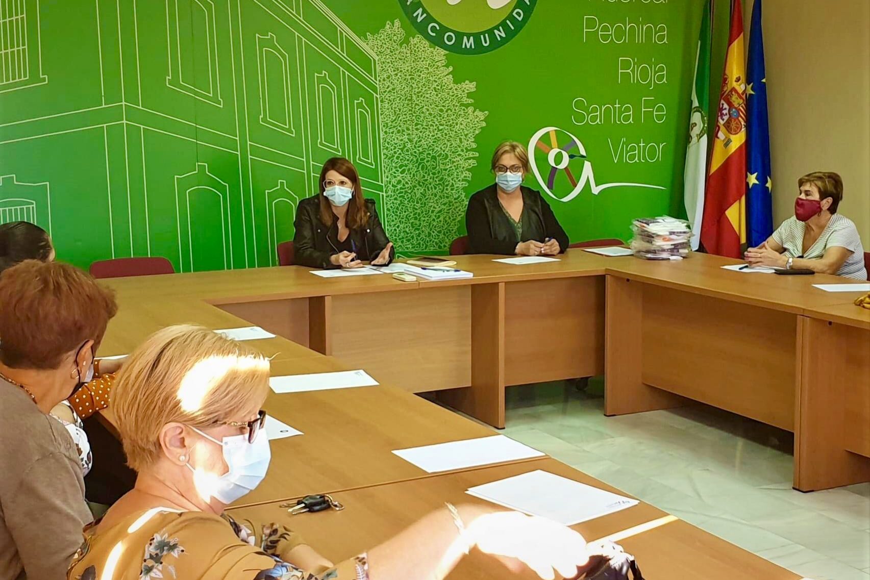 Una de las reuniones con representantes de colectivos de mujeres del Bajo Andarax Terapias Igualdad Mancomunidad Bajo Andarax.