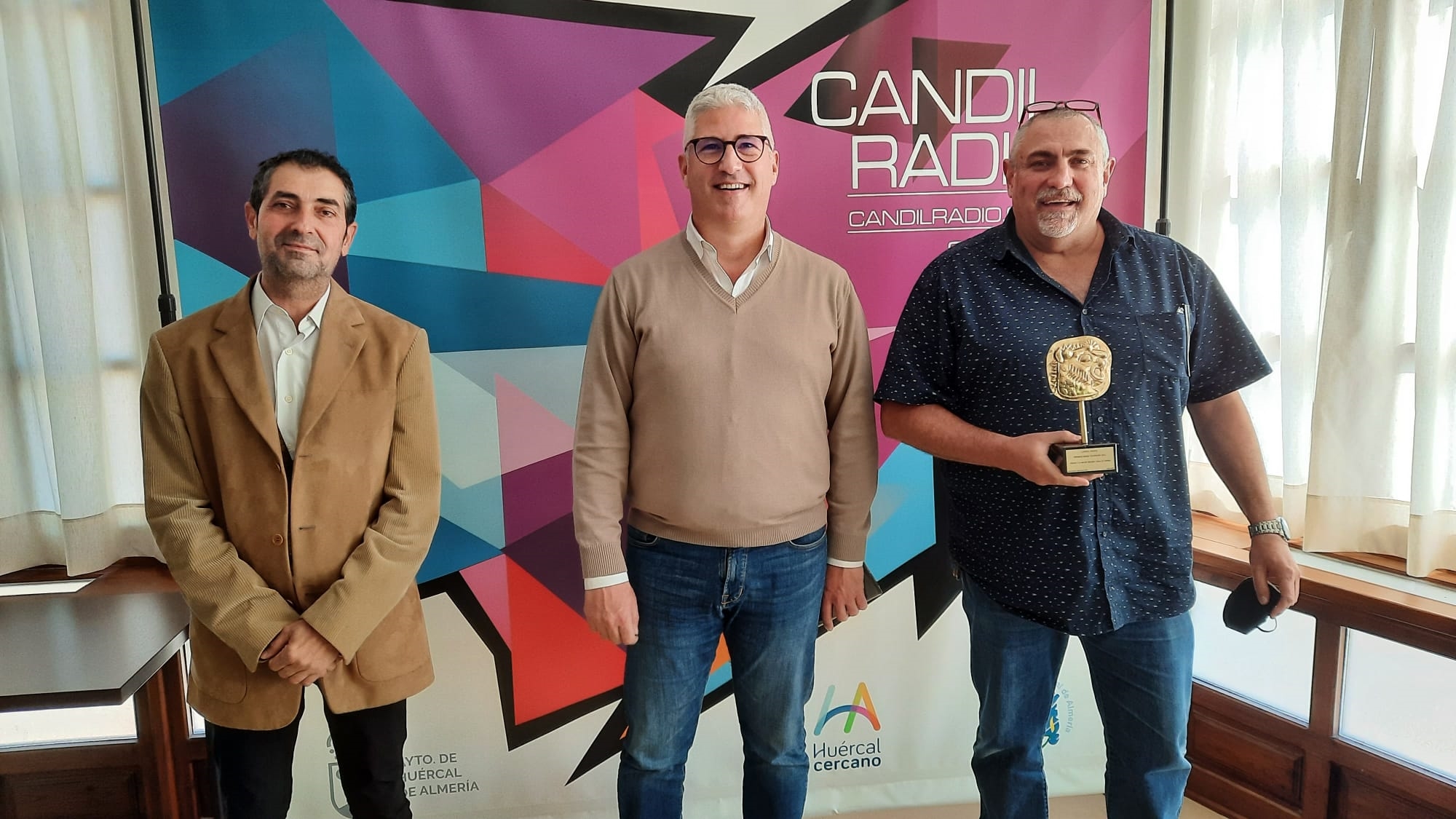 Candil Radio vuelve a ser elegida la Mejor Emisora Local de España 2022,  por quinto año consecutivo – Candil Radio
