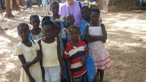 Manos Unidas Contra el Hambre.