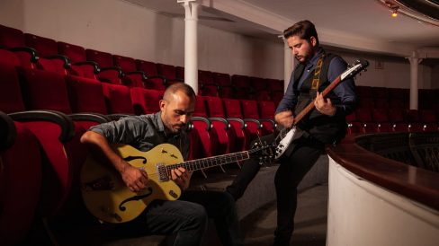 Corazón de fuego y miel JJ Fuentes.