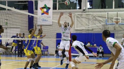 Jugada-ataque-Unicaja-Guaguas 1675343498 156437306 667x375