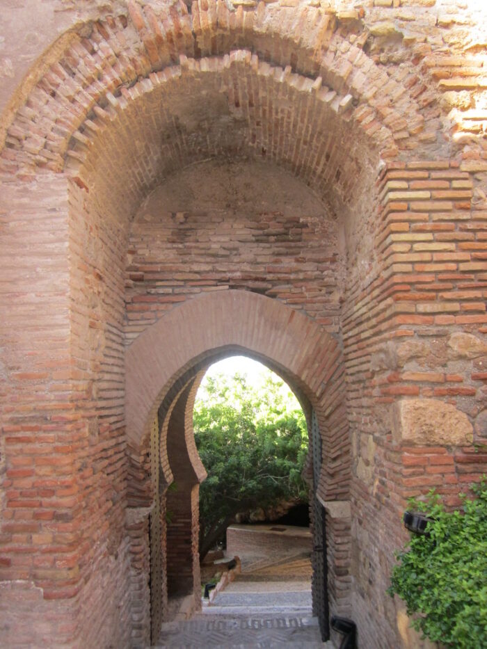 8111711040 be298af572 b