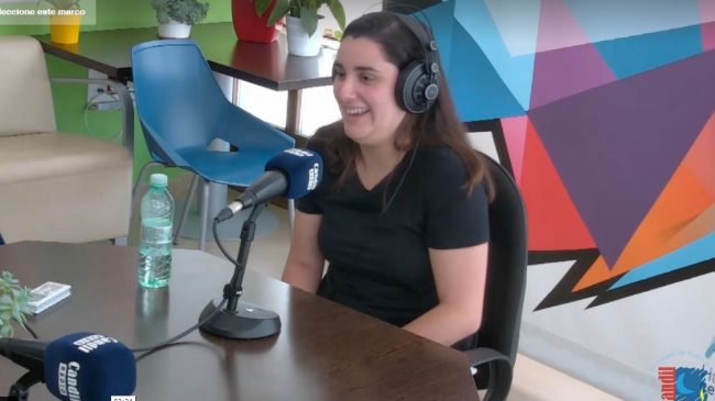 Yolanda Diaz Canton en Dias de Radio