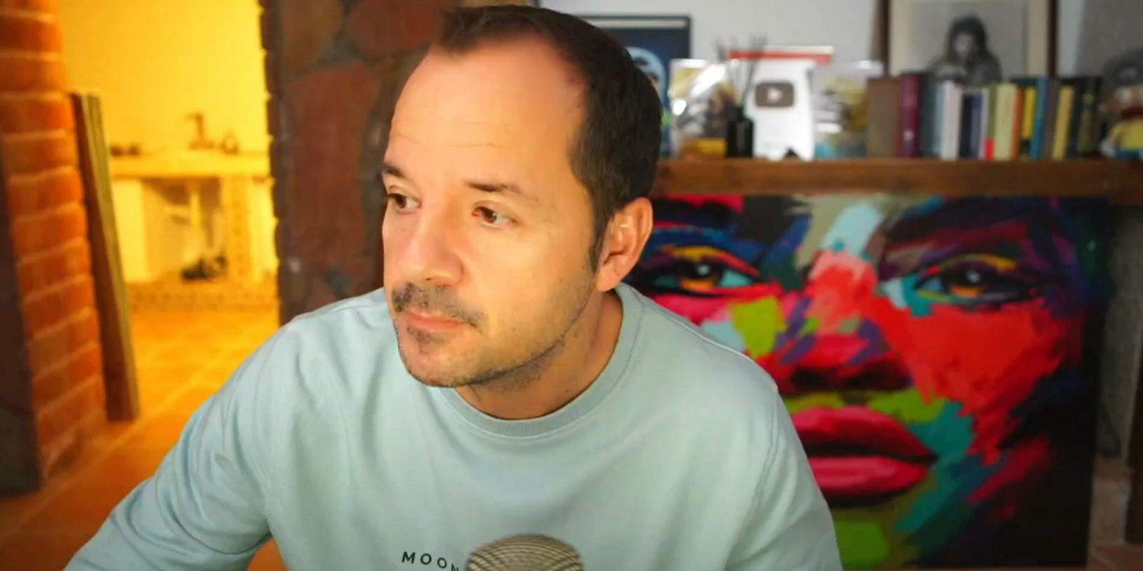 Angel Martín en su informativo matinal para ahorrar tiempo 2022-10-19