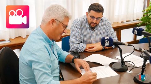 Ismael Torres y Felix Ruiz firmando el nuevo convenio de colaboración con la federación andaluza de bandas de música 2022-10-20