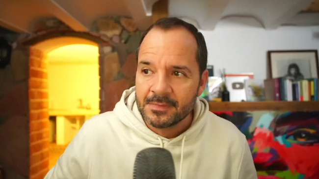 2022-12-12 09 18 16-Informativo matinal para ahorrar tiempo 121222.mp4 – Reproductor multimedia VLC Angel Martin en su Informativo Matinal para Ahorrar tiempo correspondiente al 2022-12-12