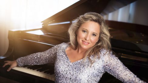 Paula-Coronas Paula Coronas