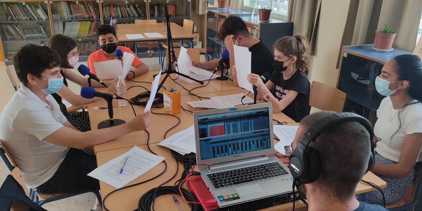 Radio comunitaria Níjar Día de la juventud1 Radio Comunitaria Nijar Dia de la juventud 2022-12-19