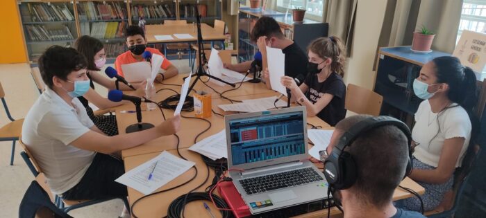 Radio comunitaria Níjar Día de la juventud1 Radio Comunitaria Nijar Dia de la juventud 2022-12-19