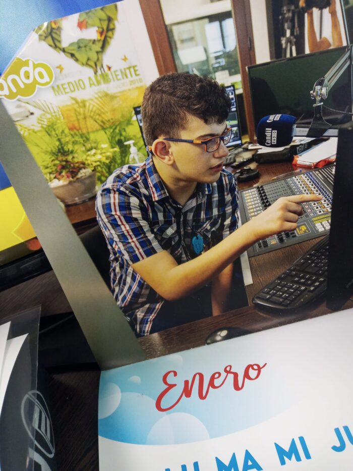 c6087209-6fb2-4d37-a472-325b46fa4517