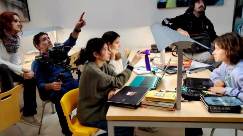 9765412993753378249-1500×750