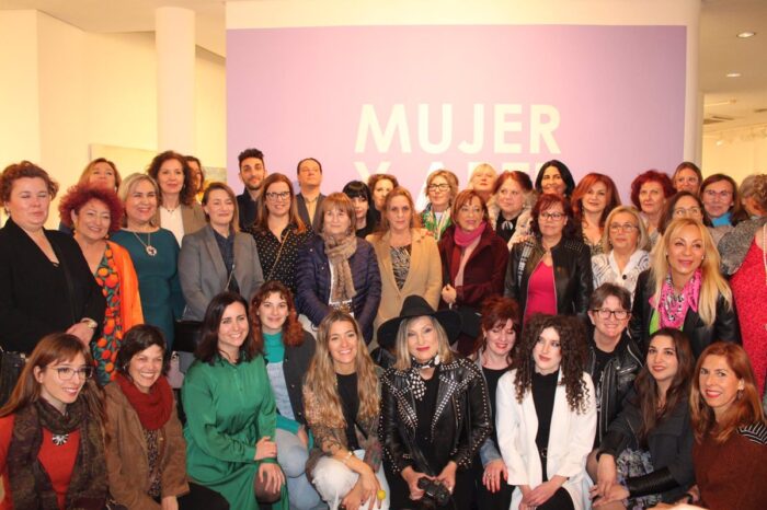 Almería.- La segunda edición de ‘Mujer y Arte’ llega al Museo de Arte ‘Espacio 2’ con 88 obras de toda Andalucía