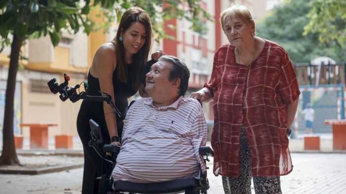 222e45ad-f0d2-416c-a9db-e61c20d7ad96 16-9-discover-aspect-ratio default 0