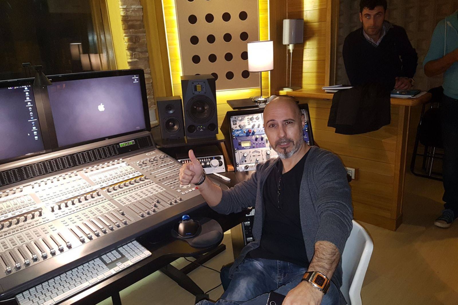 Paco castro – la mezcladora paco castro la mezcladora