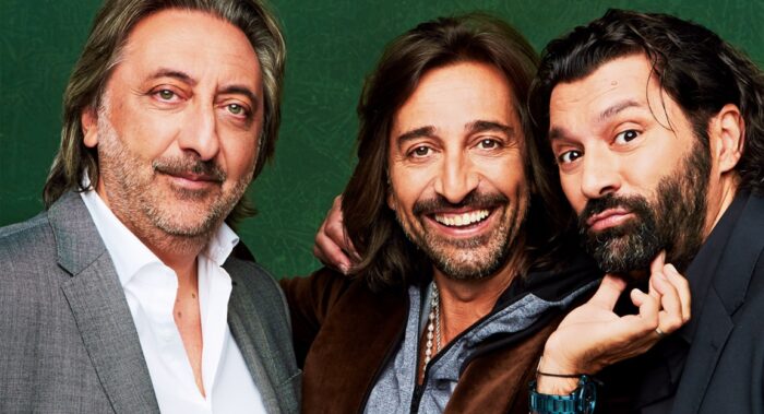 El emblemático grupo de flamenco compuesto por los hermanos Antonio y Juan Carmona y su primo, Josemi Carmona, rompió moldes en los noventa con su apuesta por una renovación del flamenco que popularizó el género y lo acercó al gran público. Con, en su momento, una crítica dividida y una legión de incondicionales, hay quien ha comparado la revulsión que provocó su música entonces con el impacto actual de la laureada Rosalía.