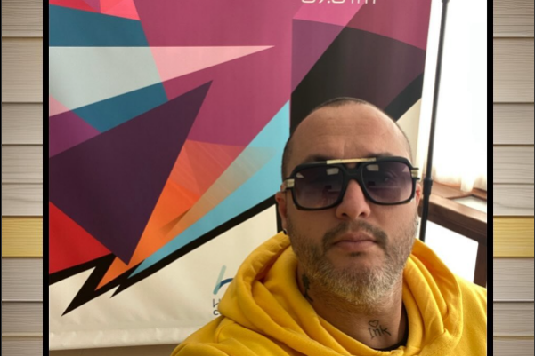 peti deluxe -Bronx Radio