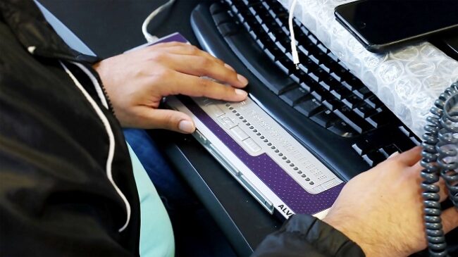 pantalla-braille-microsoft-1-