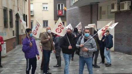 In-seguridad privada 2024-03-18 El término delegado sindical se puede entender en un sentido estricto como un trabajador elegido por sus compañeros de sindicato en la empresa para representarlos. En este caso, el delegado sindical es solo el representante de su sección sindical y de los trabajadores que están afiliados a este sindicato. En In-seguridad privada, el programa de radio gestado por la FTSP USO-A y emitido desde Candl Radio ofrecemos información sobre los aspectos mas profundos del sindicalismo a la par que necesarios. Los delegados de esta organización velan por la dignidad e integridad de nuestros afiliados y en este programa lo relatamos.