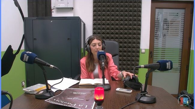 almudena serrano Tomando El Primer Café del viernes, con Almudena Serrano desde CULTURA + EDUCACIÓN, conectando con MEDIO AMBIENTE + TRADICIÓN + PATRIMONIO y con toda la PASIÓN huercalense, con agenda de eventos muy especiales repleta, junto a Almécija en Días de Radio, sintonía Candil.