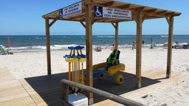 playa-almeria-accesibilidad-personas-discapacidad-1