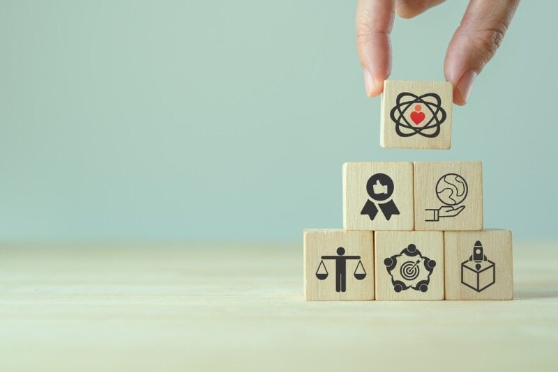 valores-fundamentales-concepto-de-valores-corporativos-cultura-y-estrategia-de-la-empresa.jpg s1024x1024wisk20c-6 cjHQFVNY7mwvYTVNuMDNpdZPQ5NgbxUGID7II3mQ