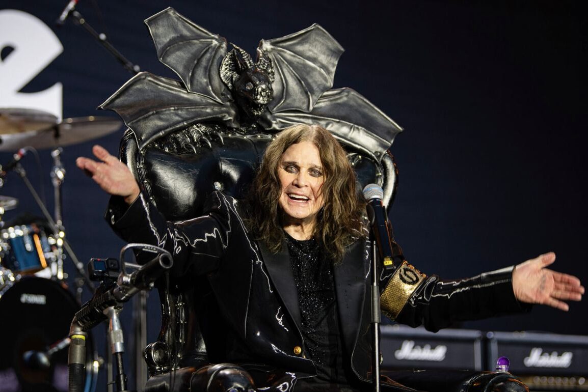 ozzy-osbourne-black-sabbath